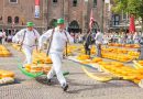 Pasar Keju Alkmaar: Menyaksikan Proses Jual Beli Keju Tradisional di Belanda