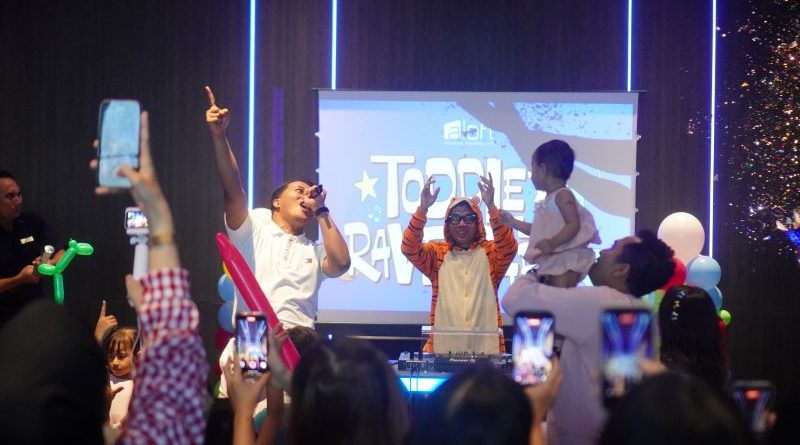 Aloft Surabaya Pakuwon City Gelar Pesta Musik Tren Toddler Rave