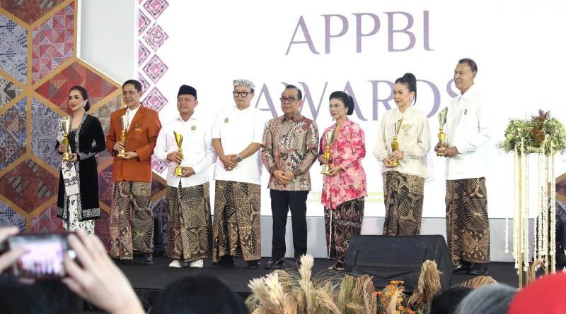 Puspa Nuswantara 2026 Perkuat Ekosistem Batik Nasional